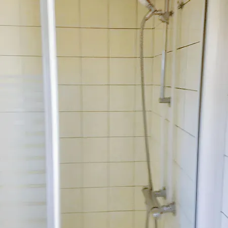 公寓 A Avec Terrasse Et Jardin *