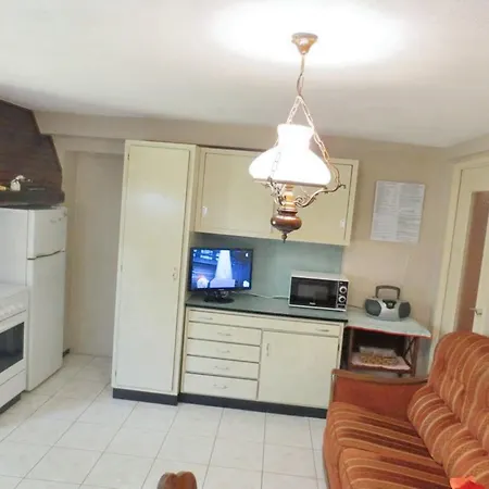 A Avec Terrasse Et Jardin 公寓